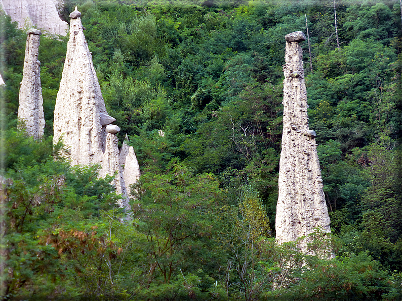 foto Piramidi di terra di Segonzano